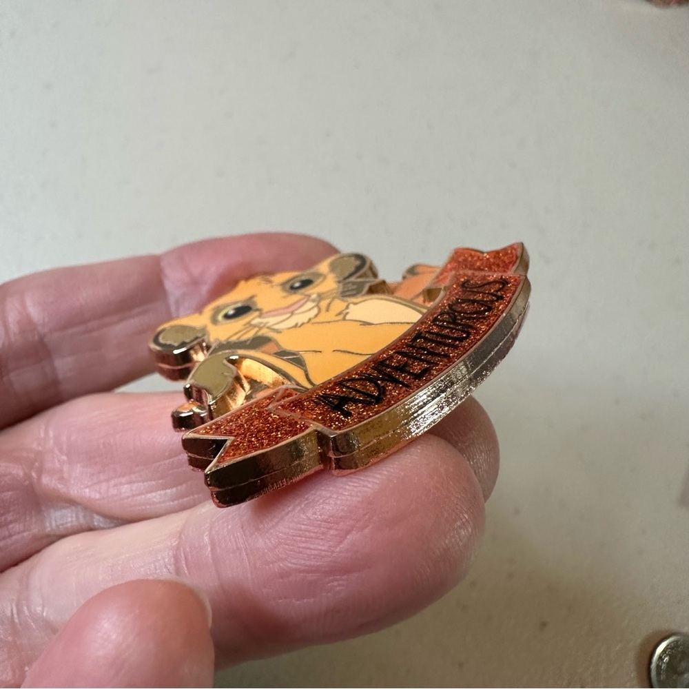 Disney Pin Simba Adventurous Lion King LE 300 from One Family Set D23 Expo 2022 - Picture 3 of 4